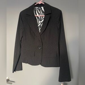 NWT xoxo pinstriped blazer